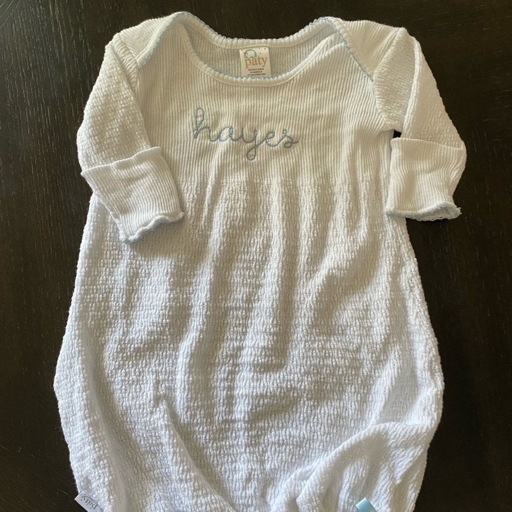 Paty “Hayes” newborn gown